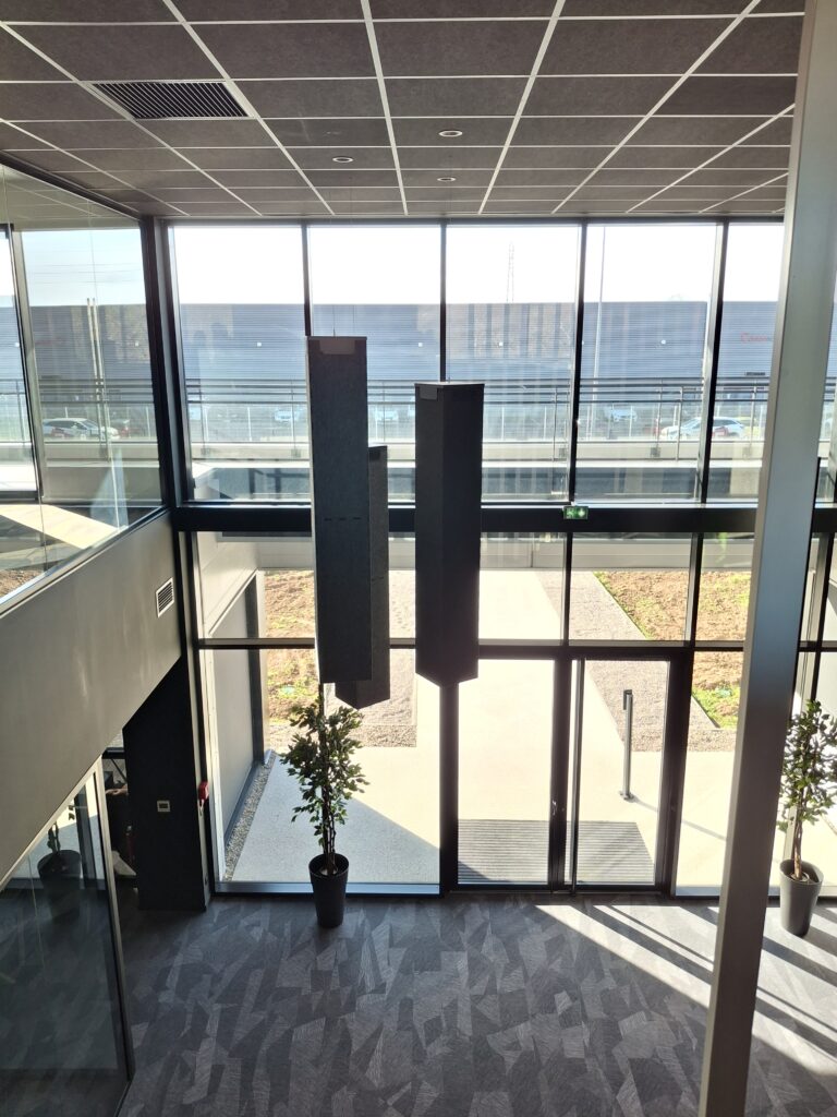 Akoestische Totem zuil - Tom Goeminne