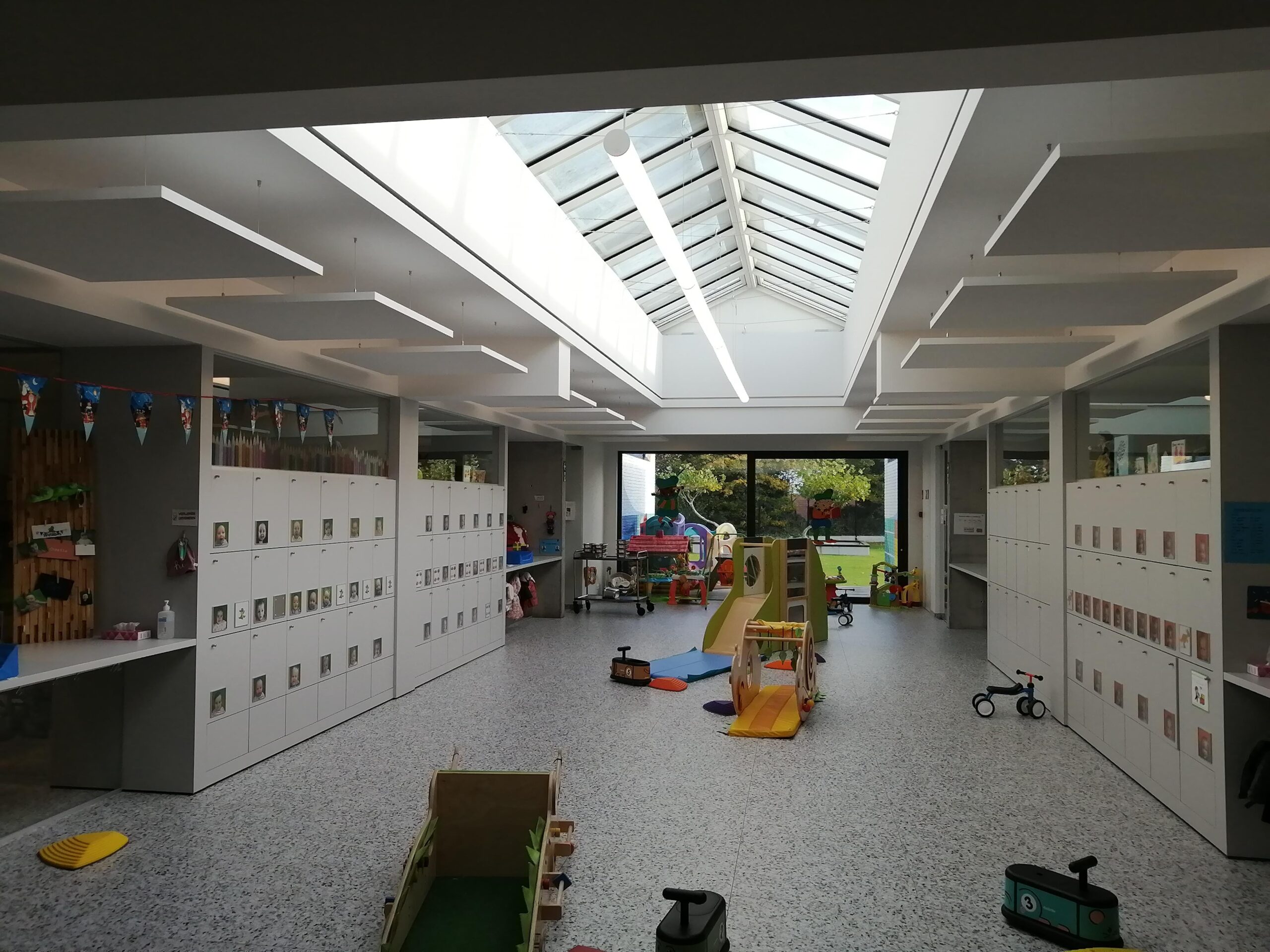 Plafondeiland - Tom Goeminne